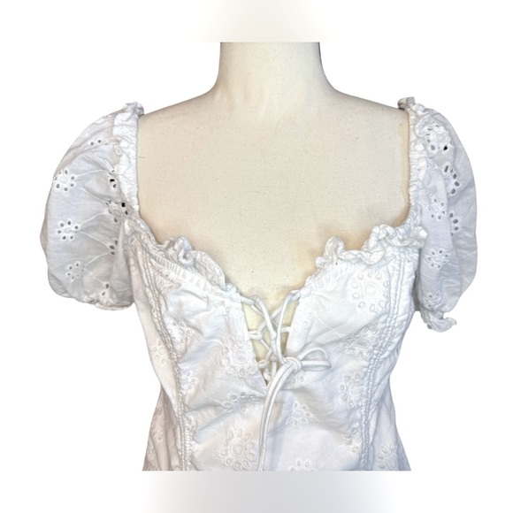 Selfie Leslie White La Quinta Lace-Up Bust Drawstring Detail Eyelet Dress Dress - Picture 3 of 16